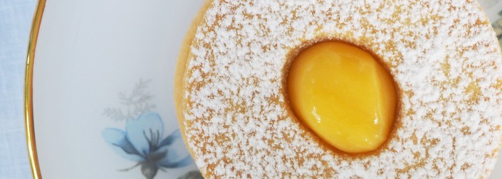 Μπισκότα linzer με lemon curd