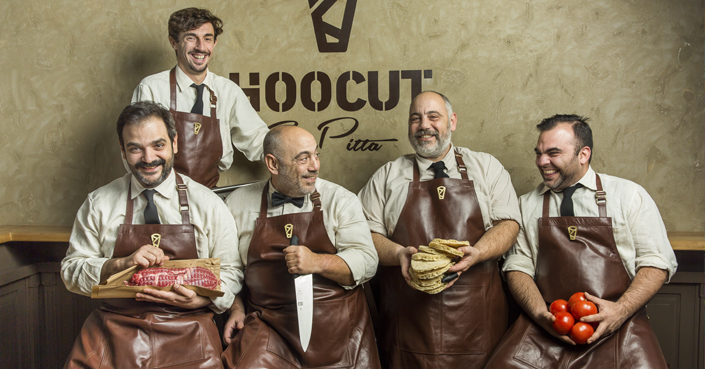 HOOCUT | Οι 5 μάγειρες της Cookoovaya μας ξανασυστήνουν την έννοια «σουβλάκι»!