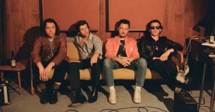 Nέο single και σύντομα νέο άλμπουμ από τους Arctic Monkeys