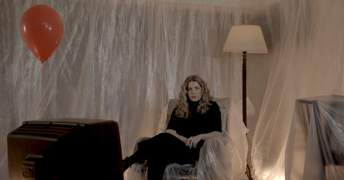 «Σύννεφα μπαλόνια» το νέο EP από τη Βιολέτα Ίκαρη 