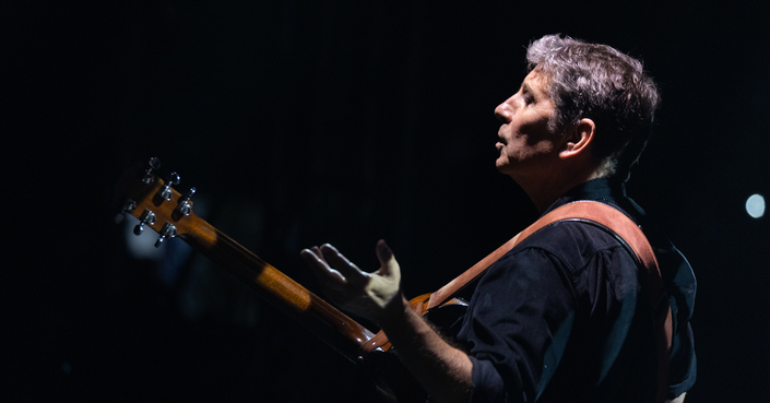 εφήμερα | Νέο άλμπουμ από τον Σωκράτη Μάλαμα 