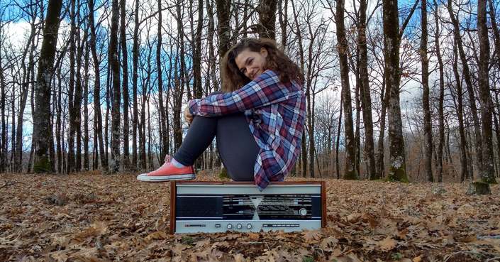 Η Άλκηστη και το παιδί μέσα της